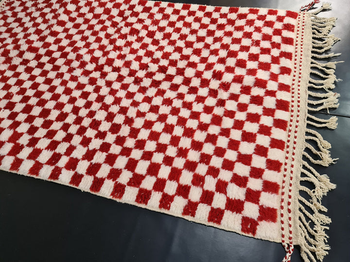 Authentic Beniourain Rug, Berber Rug, Moroccan Rug,Tribal Rug, Checkered Rug,Unique Handmade Moroccan Rug, Beni Ourain Rug, White  Red Wool