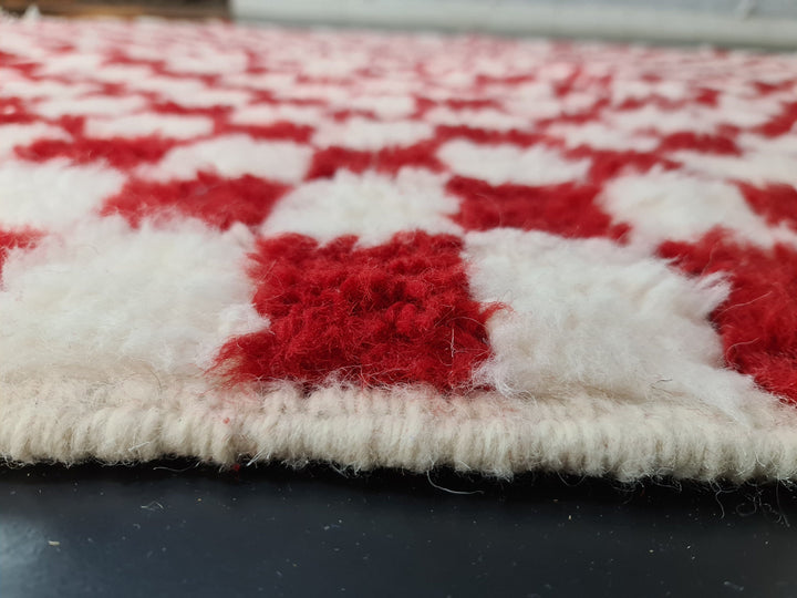 Authentic Beniourain Rug, Berber Rug, Moroccan Rug,Tribal Rug, Checkered Rug,Unique Handmade Moroccan Rug, Beni Ourain Rug, White  Red Wool