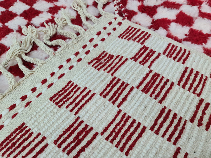 Authentic Beniourain Rug, Berber Rug, Moroccan Rug,Tribal Rug, Checkered Rug,Unique Handmade Moroccan Rug, Beni Ourain Rug, White  Red Wool