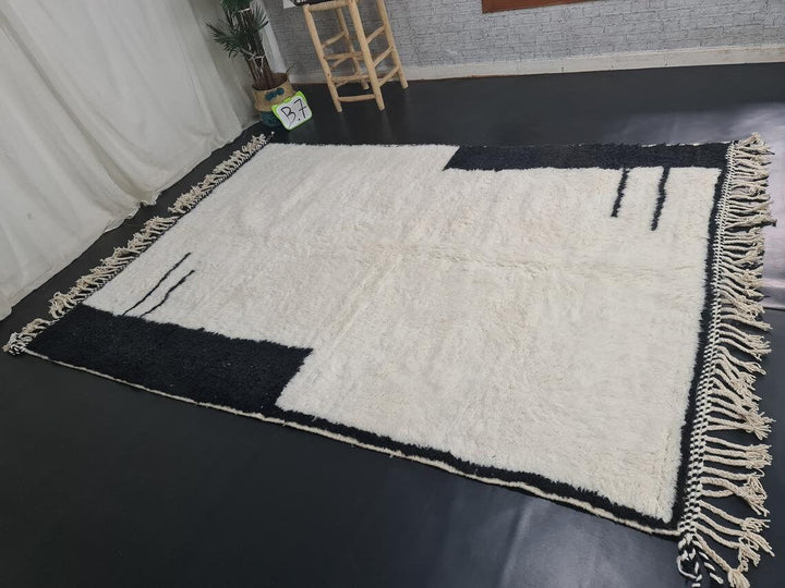 AMAZING BENIOURAIN RUG, Moroccan Handmade Rug, Black And White Rug, AbstractRug, Handmade Sheep Wool Carpet, Berber Rug, Area Wool Rug