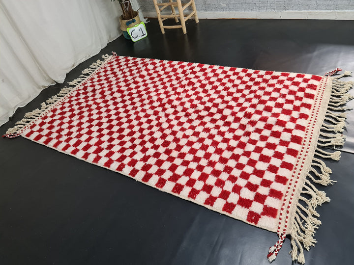 Authentic Beniourain Rug, Berber Rug, Moroccan Rug,Tribal Rug, Checkered Rug,Unique Handmade Moroccan Rug, Beni Ourain Rug, White  Red Wool