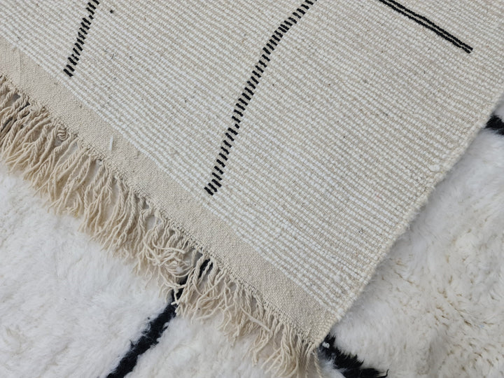 Amazing Moroccan Rug, Beni Ourain Rug, Tribal Rug, Authentic Moroccan Wool, Handmade Rug, White  Black Rug, Berber Rug, Tapis Marocain