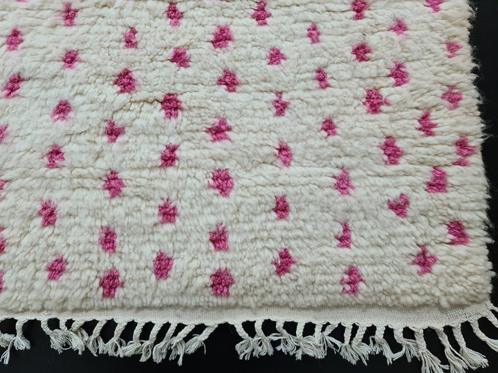 STUNNING BENIOURAIN RUG, Moroccan Handmade Rug, Berber Rug, Handwoven Rug, Handmade Rug, Dotted Rug, Pink And White Rug, Area Wool Carpet