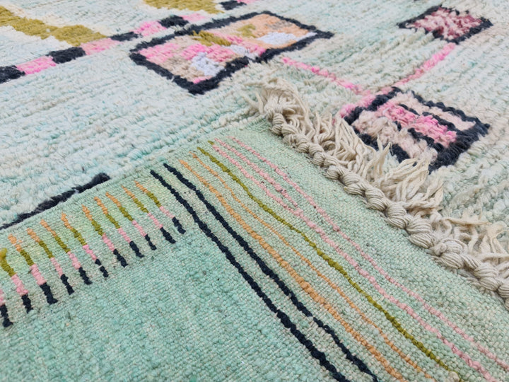 artistic moroccan rug , boujaad wool rug, abstract tribal rug, moroccan handmade  rug, faded green rug, berber carpet, tapis marocain