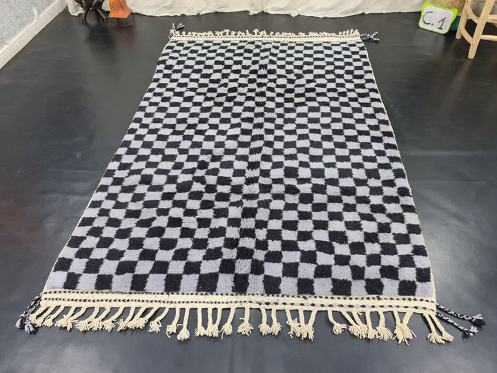 Checkered Moroccan Carpet, Authentic Wool Rug, Beni Ouarain Rug, Gray and Black Wool, Berber Rug, Checker Rug, Handmade Moroccan Rug