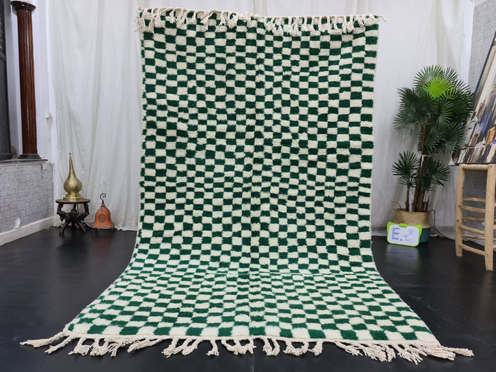 CUTE BENIOURAIN RUG, Moroccan Handmade Rug, Berber Rug, Checkered Beniourain Rug, Tribal Rug Berber Nomad rug, Green and White Rug, Area Rug