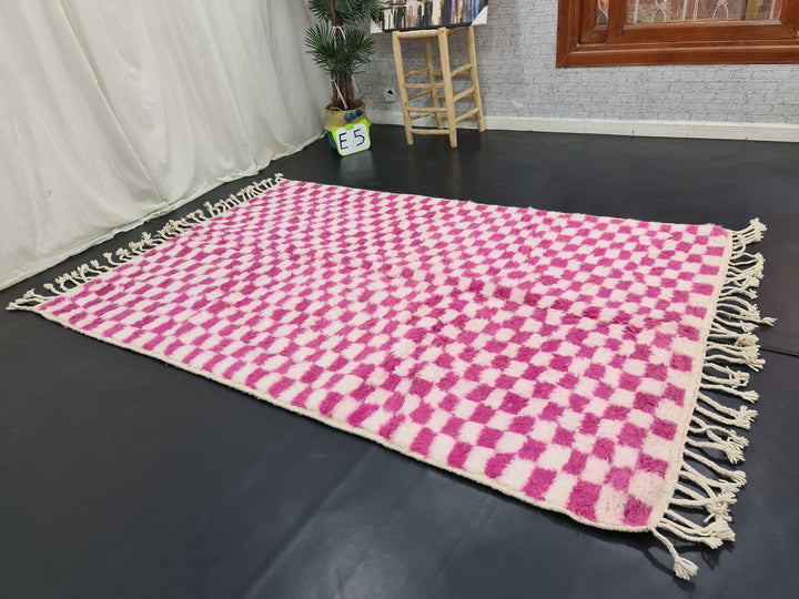 Beni Ourain Handmade Rug, Moroccan Rug, Berber Rug, Beniourain Tribal carpet, Azilal Rug, White and Pink Rug, Checker Rug, Tapis Marocain