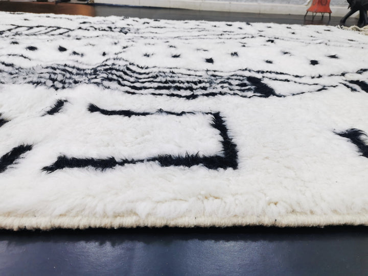 Fabulous Moroccan Rug, Scandinavian Area Rug, Beni Ourain Rug  Berber Wool Rug, White and Black Rug, Authentic Wool Decor, Beniourain Rug.