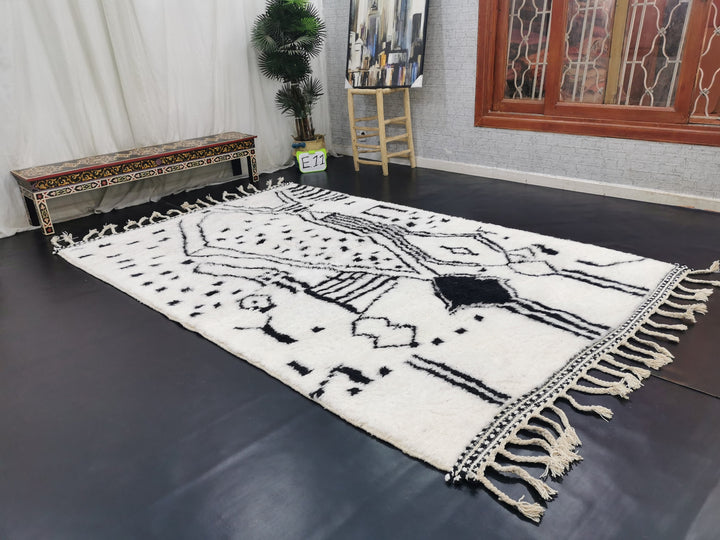 Fabulous Moroccan Rug, Scandinavian Area Rug, Beni Ourain Rug  Berber Wool Rug, White and Black Rug, Authentic Wool Decor, Beniourain Rug.