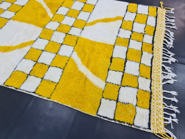 Abstract Moroccan Carpet, White and Yolk Yellow Rug, Beni Ouarain Rug, Authentic Wool, Berber Rug, Checker Rug, Handmade Rug,Teppish Marokko