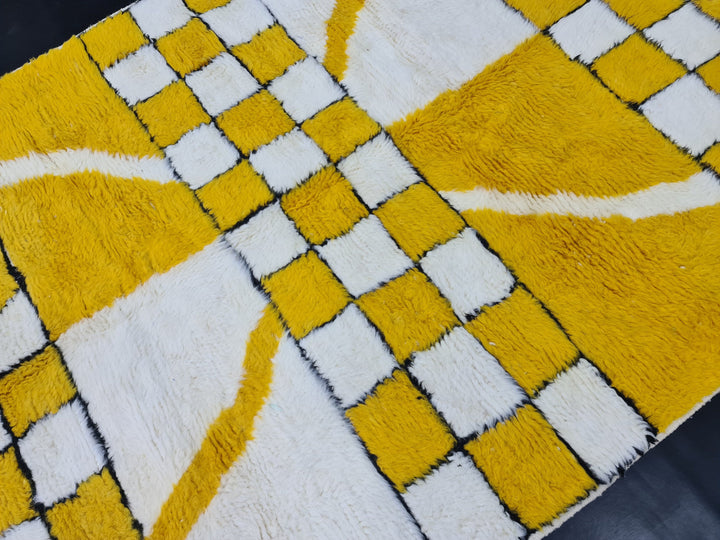 Abstract Moroccan Carpet, White and Yolk Yellow Rug, Beni Ouarain Rug, Authentic Wool, Berber Rug, Checker Rug, Handmade Rug,Teppish Marokko