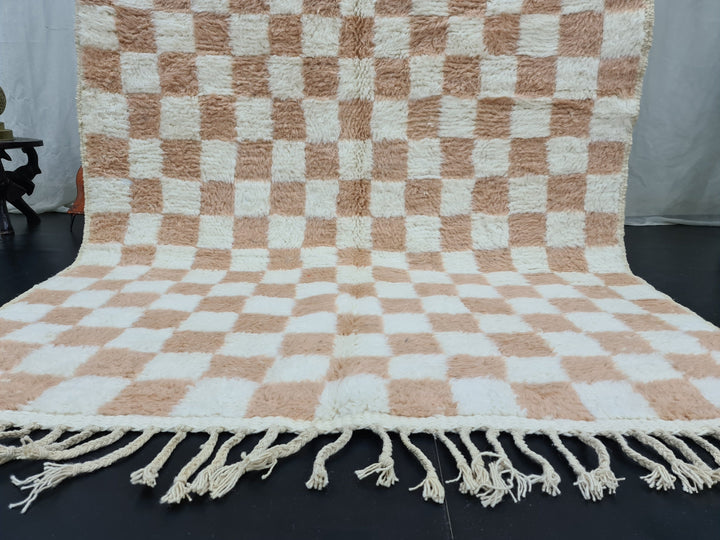 Beni Ourain Rug, Moroccan Rug, Sheep Wool Rug, Checker Rug, Authentic Bohemian Carpet,White and Faded Peach Rug, Handmade Rug, Berber Rug.