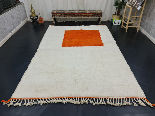 Authentic Beni Ourain Rug, Moroccan Handmade Rug, Berber Rug, Abstract Beniourain Rug, Sheep Wool rug, White And Orange Rug, Tapis marocain.