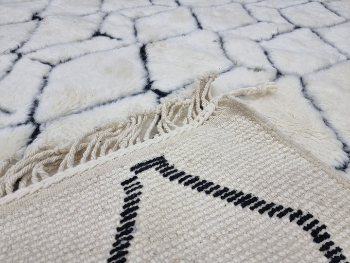 Authentic Moroccan Rug Beni Ourain Rug,Berber Geometric Rug, White And Black Moroccan Rug, Bohemian Area Rug, White Wool Rug, Plush Rug.