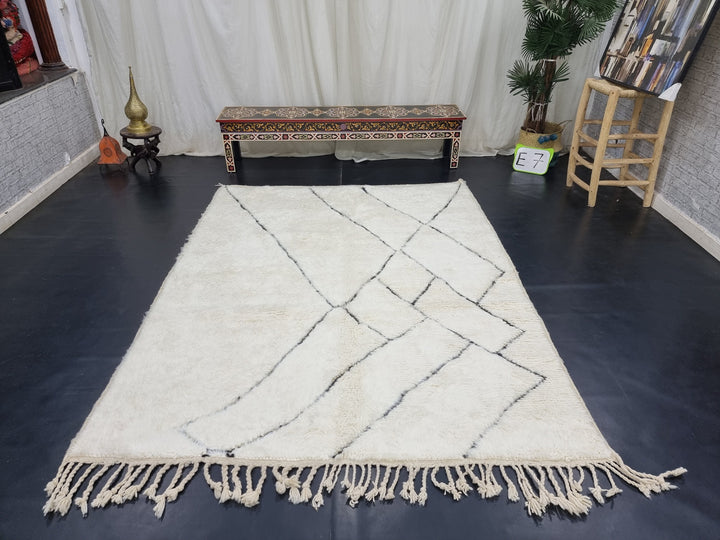 Artistic Beni Ourain Rug, Moroccan Handmade Rug, Geometric Beniourain Rug, Tribal Berber rug, White and Black Wool Rug, Tapis Marocain.