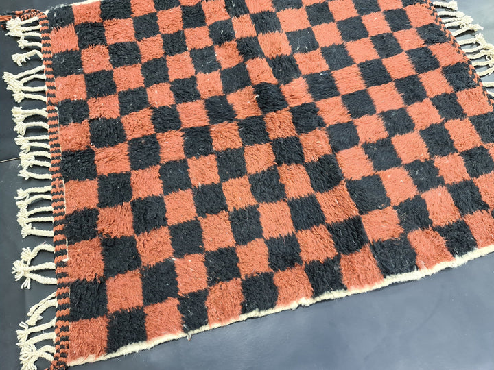 Unique Beni Ourain Rug, Moroccan Rug,Sheep Wool Rug, Checkered Rug, Authentic Carpet, Black And Brown Rug, Handmade Rug, Moroccan Berber Rug