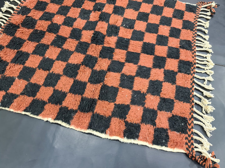 Unique Beni Ourain Rug, Moroccan Rug,Sheep Wool Rug, Checkered Rug, Authentic Carpet, Black And Brown Rug, Handmade Rug, Moroccan Berber Rug