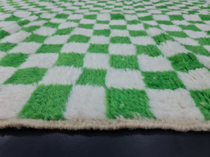 Amazing Beni Ourain Rug, Moroccan Rug, Sheep Wool Rug, Checker Rug, Authentic Carpet, White and Vibrant Green Rug, Handmade Rug, Berber Rug.