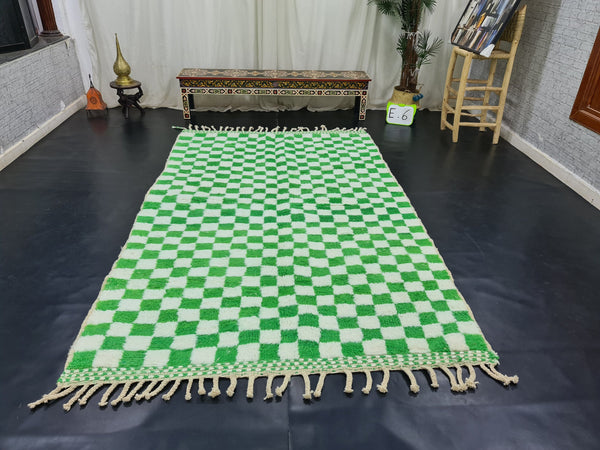 Amazing Beni Ourain Rug, Moroccan Rug, Sheep Wool Rug, Checker Rug, Authentic Carpet, White and Vibrant Green Rug, Handmade Rug, Berber Rug.