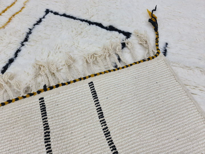 Authentic Beni Ourain Rug, Moroccan Handmade Rug, Berber Rug, Abstract Beniourain Rug, Sheep Wool rug, White And Black Rug, Tapis marocain.