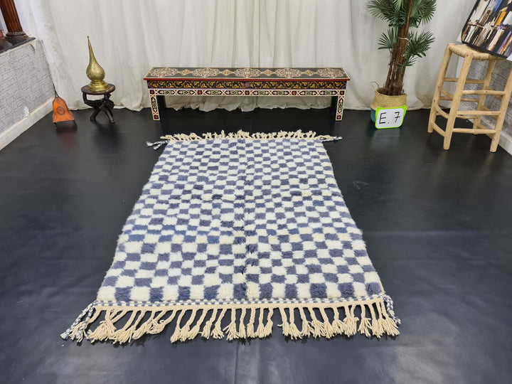 Unique Beni Ourain Rug, Moroccan Handmade Rug, Checkered Rug, Berber Rug, Sheep Wool Rug, Tapis berbere, White And Gray Rug, Teppish Marokko