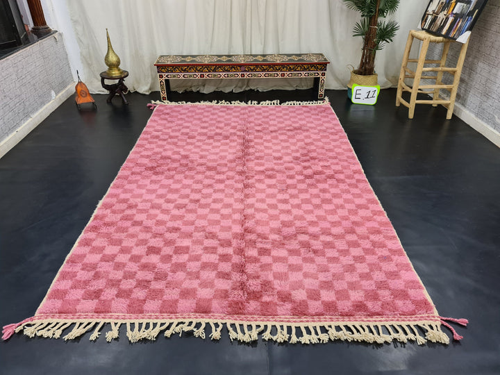 Amazing Beni Ourain Rug, Moroccan Handmade Rug, Beni Ouarain Carpet, Sheep Wool Rug, Authentic Berber Rug, Pink And Peach Rug, Checkered Rug