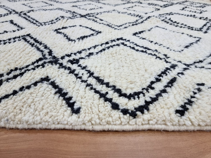 Beni Ouarain White black Moroccan rugs  Moroccan beni ourain rug Style  Morrocan rug Wool Berber design  Handmade rug  Berber Rugs Style