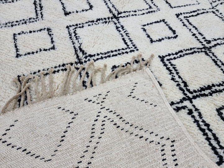 Beni Ouarain White black Moroccan rugs  Moroccan beni ourain rug Style  Morrocan rug Wool Berber design  Handmade rug  Berber Rugs Style