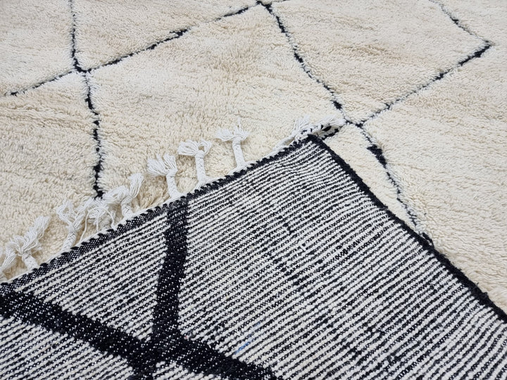 White black Beni Ouarain Moroccan rugs  Moroccan beni ourain rug Style  Morrocan rug Wool Berber design  Handmade rug  Berber Rugs Style