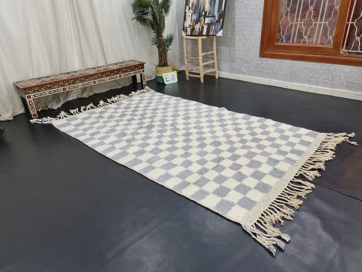 Gorgeous Beni Ourain Rug, Moroccan Handmade Carpet, White and Gray Rug, Tribal Rug, Authentic Berber Rug, Checkered Rug, Sheep Wool Rug.