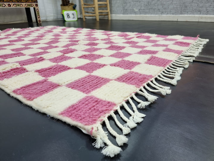 Amazing Beni Ourain Rug, Moroccan Handmade Carpet, Light Pink and White Rug, Sheep WoolRug, Tribal Berber Rug, Authentic Checkered Rug.