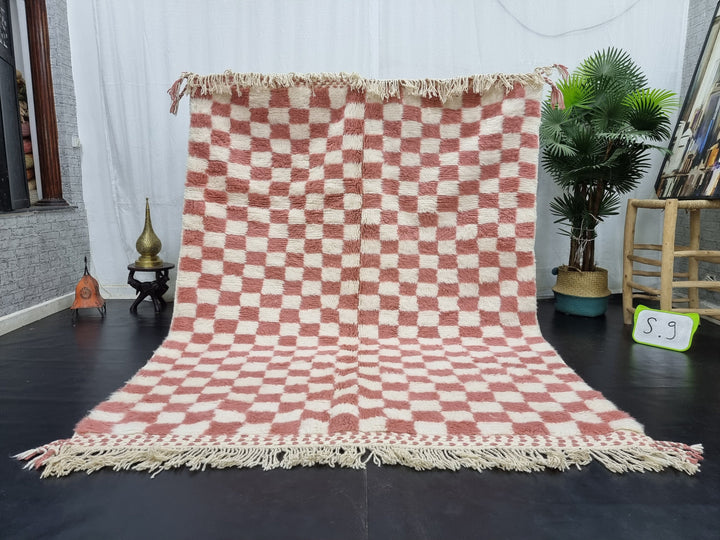 Stunning Beni Ourain RugMoroccan Handmade CarpetWhite and Salmon Pink RugChecker RugAzilal Handmade Wool RugCheckered Berber Carpet.