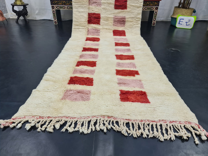 Gorgeous Mrirt Runner Rug, Handmade Checkered Rug, White And Red Runner Rug, Moroccan Berber Rug, Sheep Wool Rug, Hight Quality Wool Carpet.