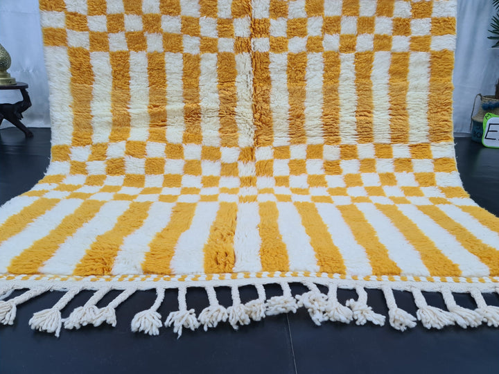 HANDMADE BERBER RUG Beni Ouarin Carpet Checkered Rug Moroccan Handmade Rug White And Mustard Carpet Moroccan Wool Rug Sheep Wool Rug.