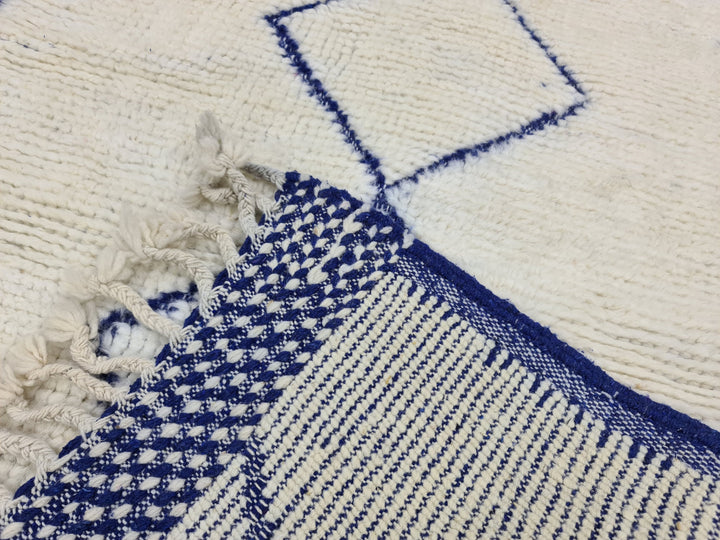 UNIQUE BENIOURAIN RUG, Handmade Rug,Moroccan Rug, Geometric White And Blue Rug, Beniourain Rug, Wool Rug, Handwoven Wool Rug,Azilal Carpet