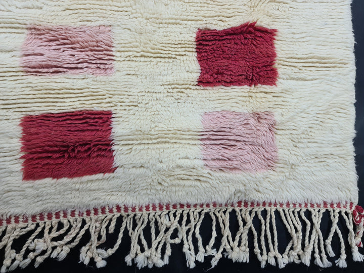 Gorgeous Mrirt Runner Rug, Handmade Checkered Rug, White And Red Runner Rug, Moroccan Berber Rug, Sheep Wool Rug, Hight Quality Wool Carpet.