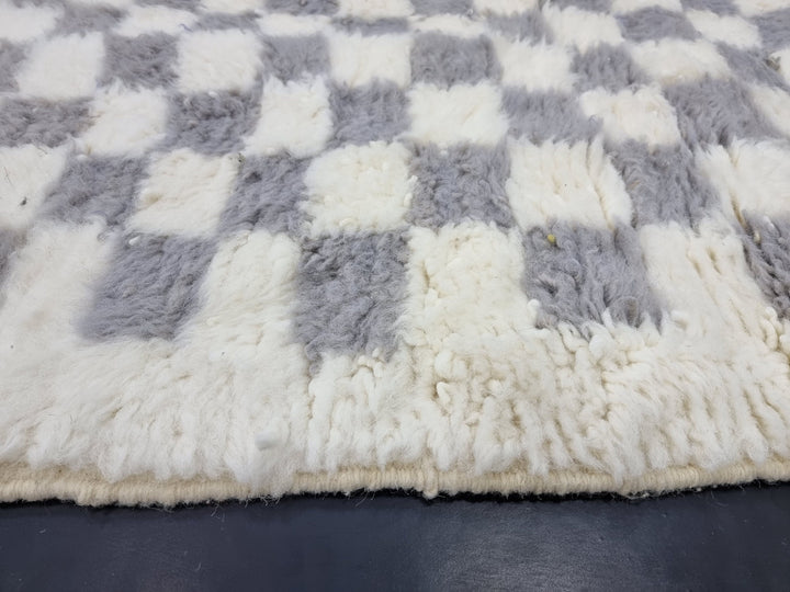 PRETTY BENIOURAIN RUG, Moroccan Rug, Checkered Rug, Authentic Carpet, White and Gray Rug, Sheep Wool Handmade Rug, Berber Rug, Handwoven Rug