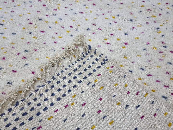 MOROCCAN DOTTED CARPET, Beni Ouarain Rug, Azilal rug, Moroccan Handmade Rug, Berber Rug, Dotted White Rug, Handmade Wool Rug, Colorful Rug