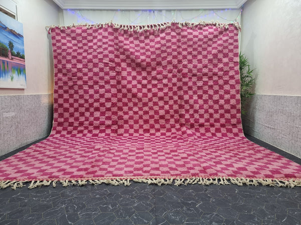 STUNNING BENIOURAIN RUG, Moroccan Rug, Sheep Wool Rug, Checkered Rug, Pink And Dark Pink Rug, Handmade Rug, Berber Rug, Handwoven Carpet .