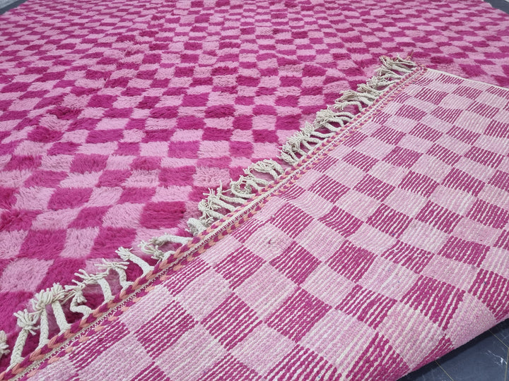 STUNNING BENIOURAIN RUG, Moroccan Rug, Sheep Wool Rug, Checkered Rug, Pink And Dark Pink Rug, Handmade Rug, Berber Rug, Handwoven Carpet .