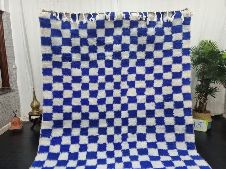 STUNNING BENIOURAUN RUG, Moroccan Rug, Sheep Wool Rug, Checkered Rug, White and Royal Blue Rug, Handmade Rug, Berber Rug, Handwoven Carpet .