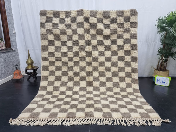 UNIQUE BENIOURAIN RUG, Check Moroccan Rug, Berber Rug, Beniourain Carpet, Azilal Rug, Brown And Beige Rug, Checker Rug, Handwoven Wool Rug .