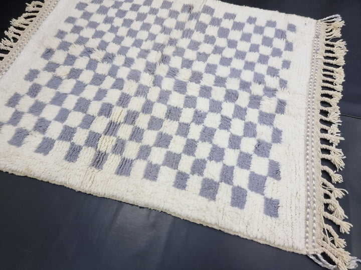 AMAZING BENIOURAIN RUG, Moroccan Rug, Sheep Wool Rug, Checkered Rug, White And Gray Rug, Handmade Rug, Berber Rug, Handwoven Carpet .