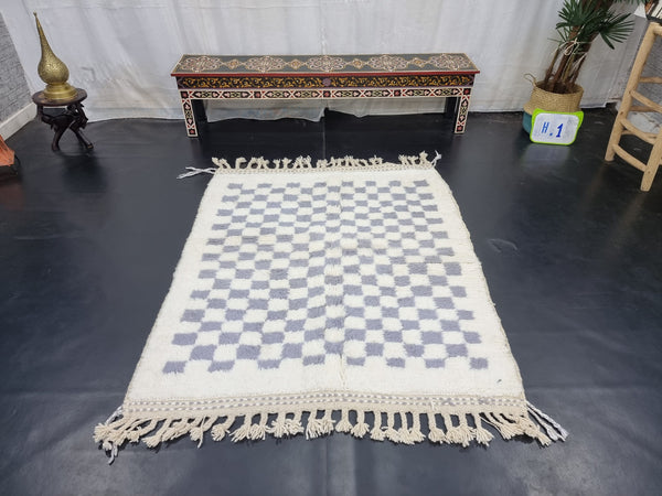 AMAZING BENIOURAIN RUG, Moroccan Rug, Sheep Wool Rug, Checkered Rug, White And Gray Rug, Handmade Rug, Berber Rug, Handwoven Carpet .