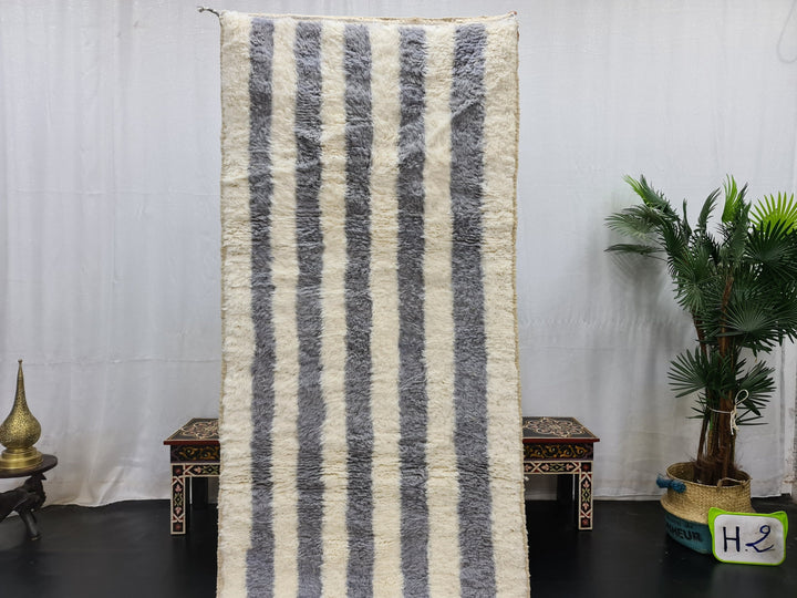 GORGEOUS BENIOURAIN RUG, Tribal Rug, Striped Moroccan Rug, Sheep Wool Rug, Berber Rug, White And Grey Rug, Handwoven Carpet, Azilal Carpet.