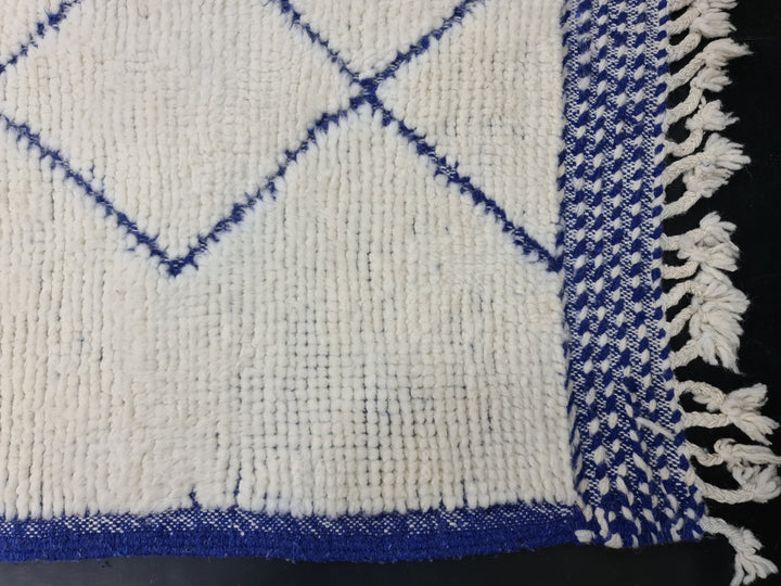 UNIQUE BENIOURAIN RUG, Handmade Rug,Moroccan Rug, Geometric White And Blue Rug, Beniourain Rug, Wool Rug, Handwoven Wool Rug,Azilal Carpet