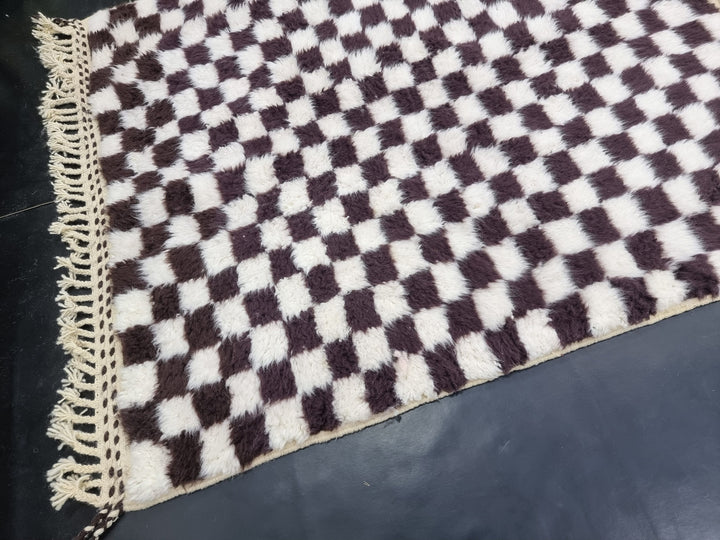 BEAUTIFUL BENIOURAIN RUG, Moroccan Handmade Carpet, Dark Brown and White Rug, Berber Wool Rug,Berber Rug, Checkered Rug,Berber Handwoven Rug