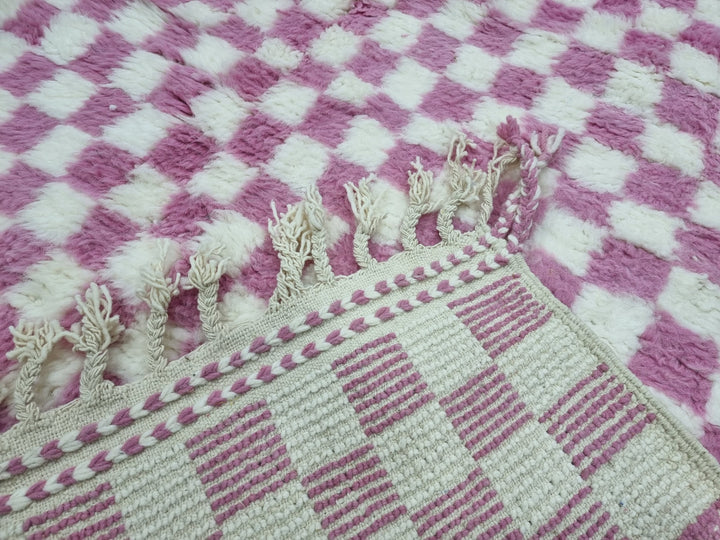 GORGEOUS BENIOURAIN RUG, Moroccan Handmade Carpet, Pink and White Rug, Berber Wool Rug, Berber Rug, Checkered Rug,Berber Handwoven Carpet