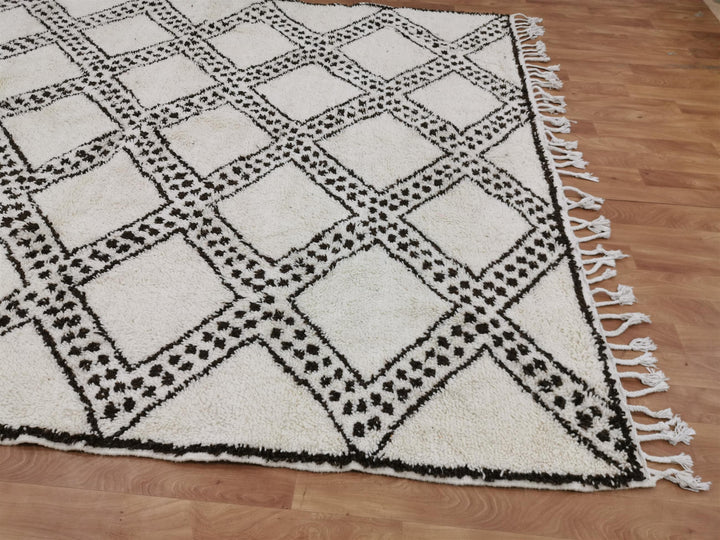 Beni Ouarain White black Moroccan rugs  Moroccan beni ourain rug Style  Morrocan rug Wool Berber design  Handmade rug  Berber Rugs Style