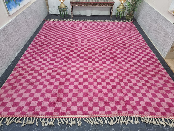 STUNNING BENIOURAIN RUG, Moroccan Rug, Sheep Wool Rug, Checkered Rug, Pink And Dark Pink Rug, Handmade Rug, Berber Rug, Handwoven Carpet .